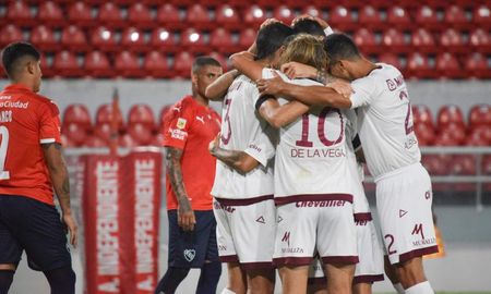 El conjunto Granate consiguió un gran triunfo como visitante en el debut de la Copa de la Liga. El conjunto Granate consiguió un gran triunfo como visitante en el debut de la Copa de la Liga.