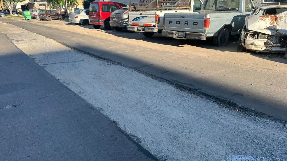 Así se encuentra la calle Alejandra Greca al 1100 en barrio El Pozo.