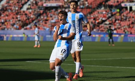 Argentina goleó 4 a 0 a Nigeria en el Mundial Sub 20. Argentina goleó 4 a 0 a Nigeria en el Mundial Sub 20.