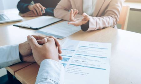 Las 7 preguntas que nunca debés hacer en una entrevista laboral, según la inteligencia artificial (Foto: Freepik). Las 7 preguntas que nunca debés hacer en una entrevista laboral, según la inteligencia artificial (Foto: Freepik).