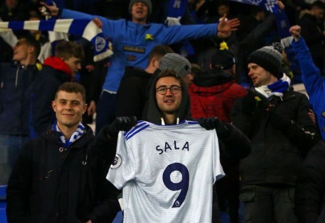 Cardiff le rindió homenaje a Emiliano Sala