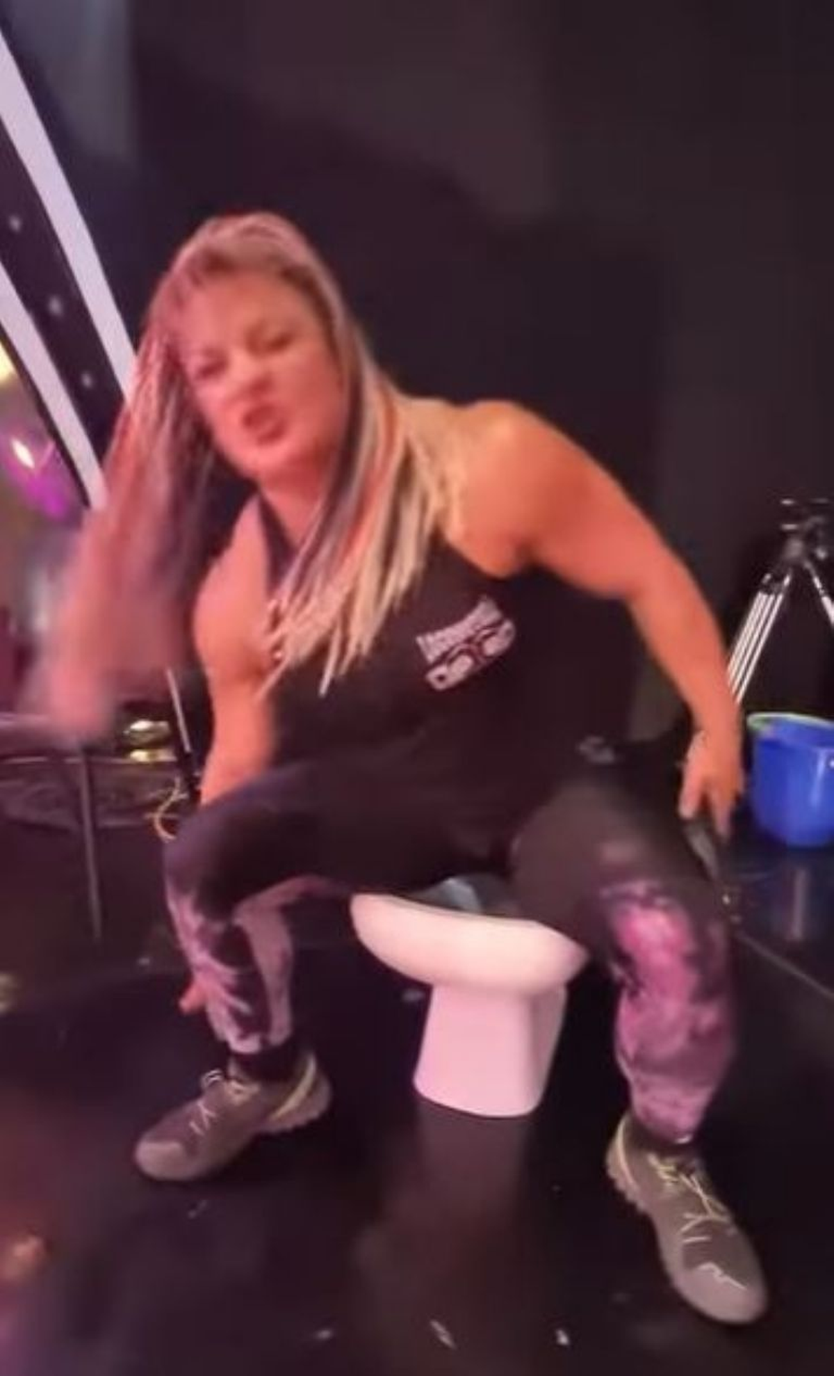 La Locomotora Oliveras compartió consejos muy valiosos (y gráficos) para quienes tienen problemas a la hora de ir al baño.