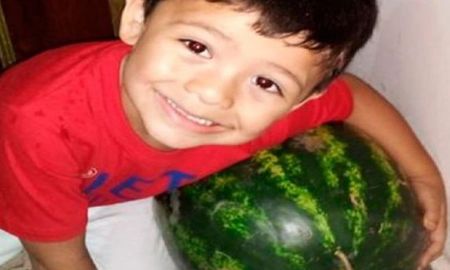 Le pidió una sandía gigante a Papá Noel y su reacción enterneció a toda la familia Le pidió una sandía gigante a Papá Noel y su reacción enterneció a toda la familia
