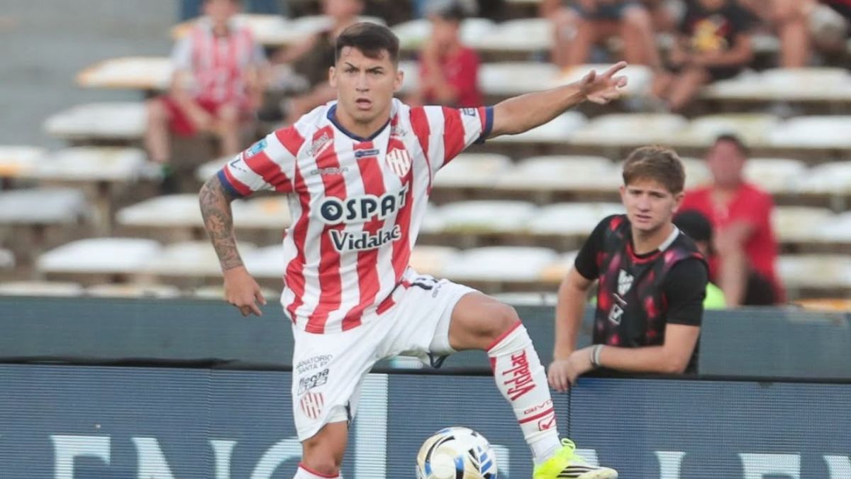 Instituto vs. Unión en vivo por el Apertura: formaciones