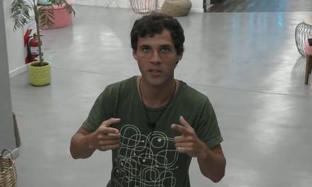 Agustín Guardis de Gran Hermano cavó su propia tumba y ahora está en placa de nuevo. Agustín Guardis de Gran Hermano cavó su propia tumba y ahora está en placa de nuevo.