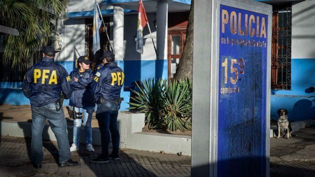 Policía Federal allanó la seccional 15ª por un hombre ligado a Los Monos