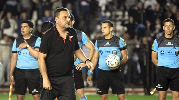 Diego Osella analizó el amargo empate de Colón en Floresta que lo dejó afuera del reducido.