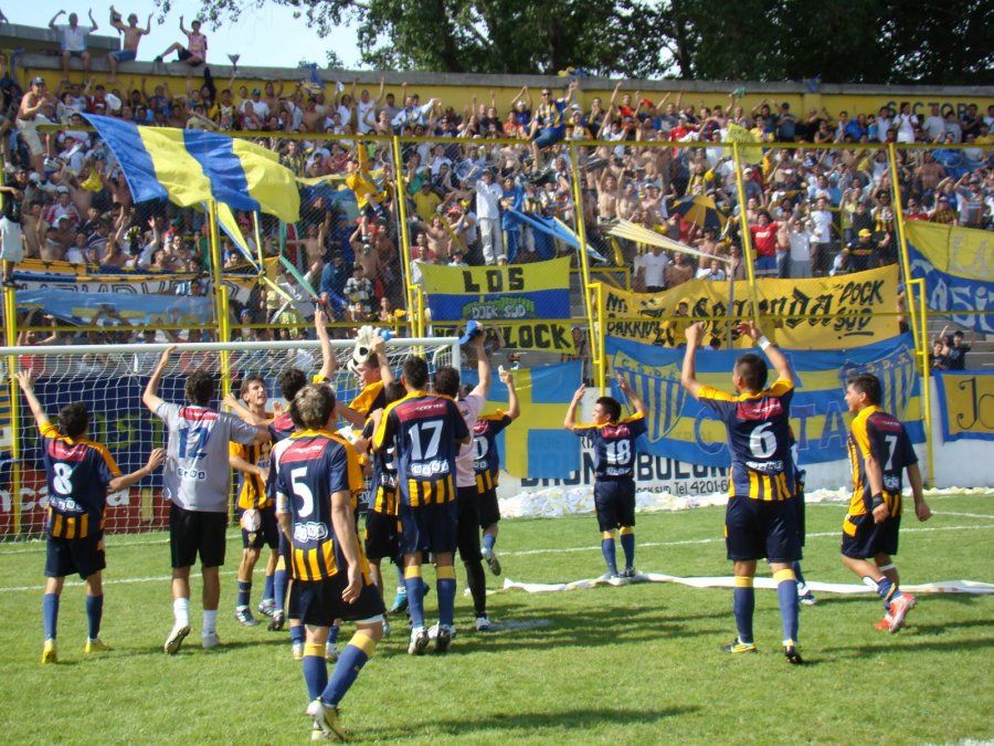 Dock Sud tiene nuevo jugador y una baja para enfrentar a Unión