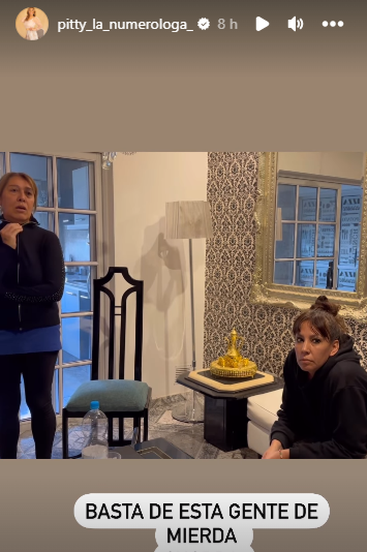 La exempleada estafó a los seguidores de Pitty la numeróloga.