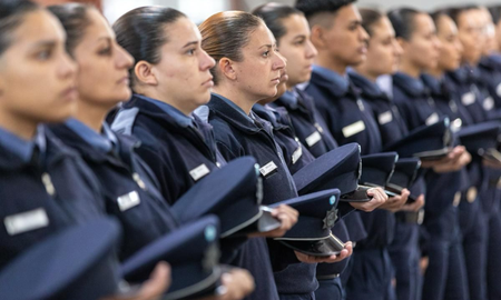 Convocan en Santa Fe a 1200 policías Convocan en Santa Fe a 1200 policías
