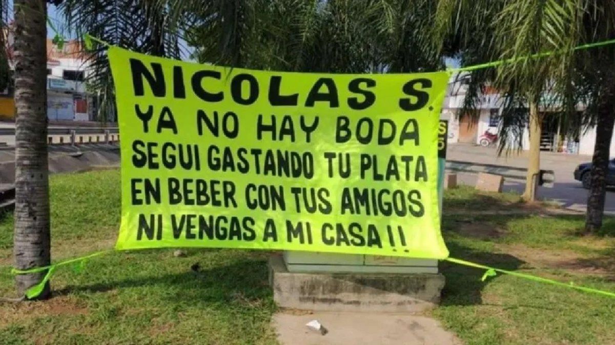 Cartel de despecho se hizo viral: Seguí gastando tu plata en beber con tus amigos