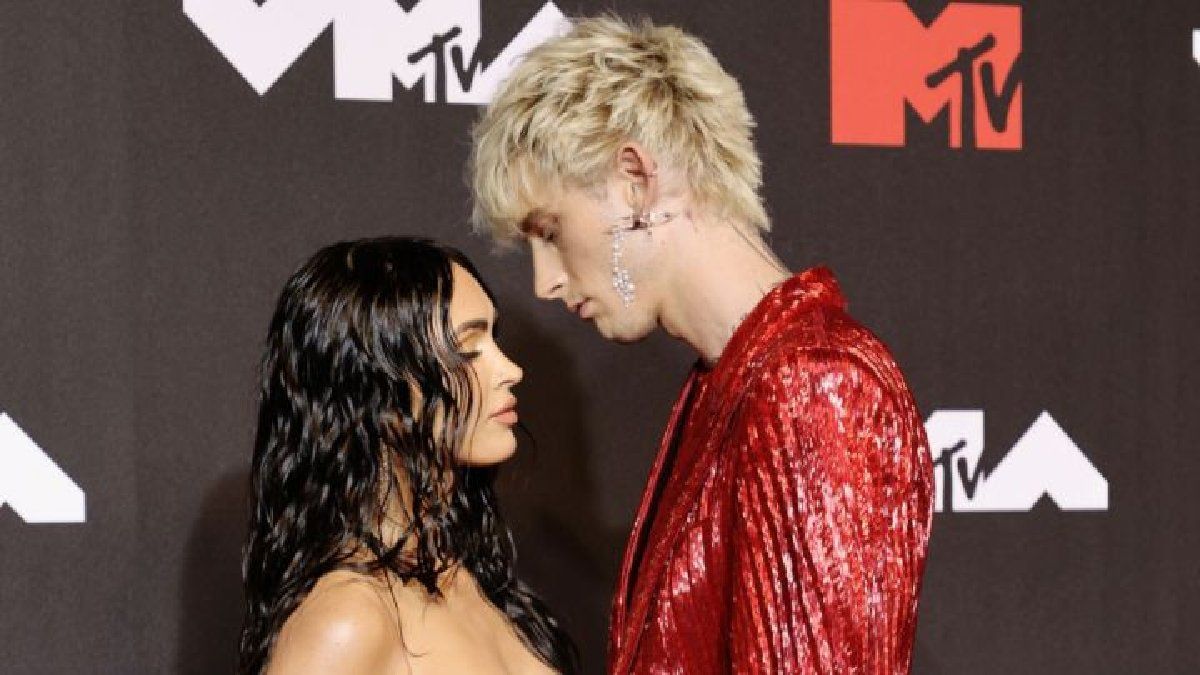 El asqueroso gesto de amor de Megan Fox con Machine Gun Kelly tras comprometerse