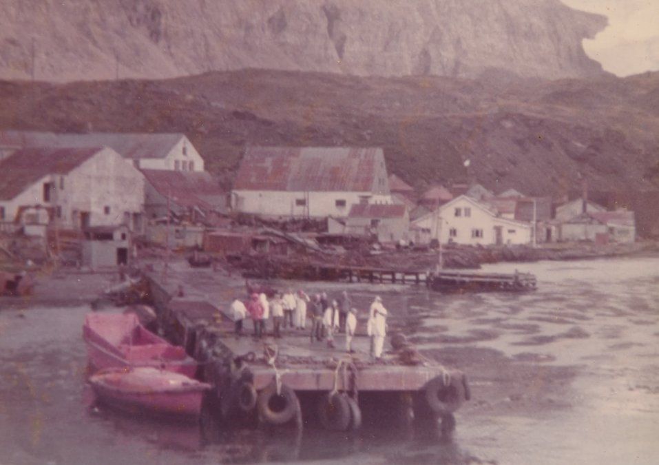Este es el muelle de Puerto Leith, en el que desembarcaron los chatarreros argentinos.
