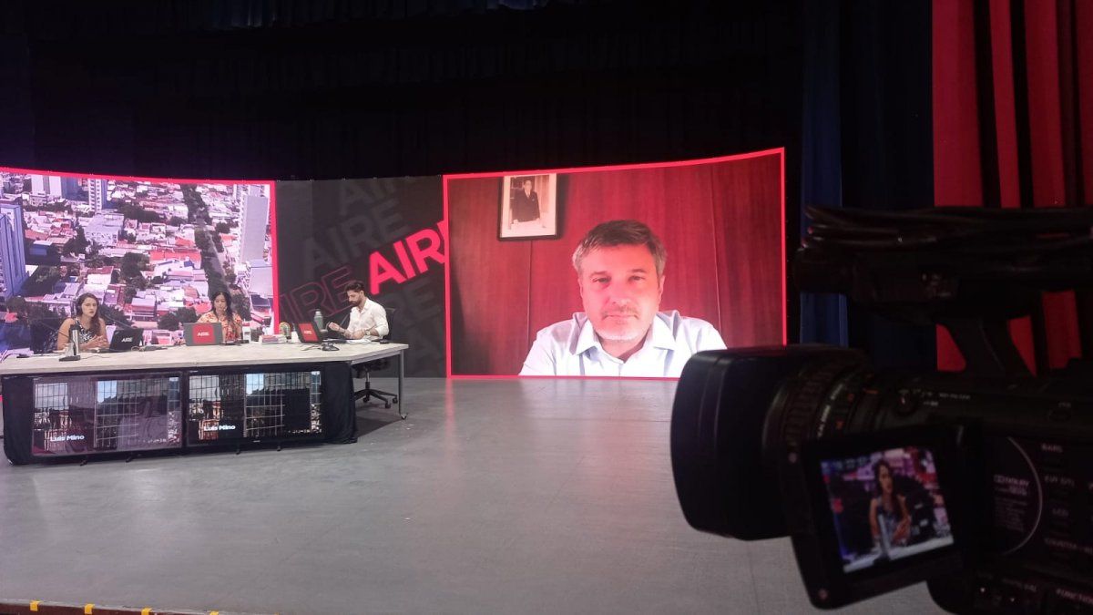 Castelli destac&oacute; que desde la aplicaci&oacute;n del pase sanitario la vacunaci&oacute;n de mayores de 18 a&ntilde;os en Argentina con al menos una dosis subi&oacute; al 95%.