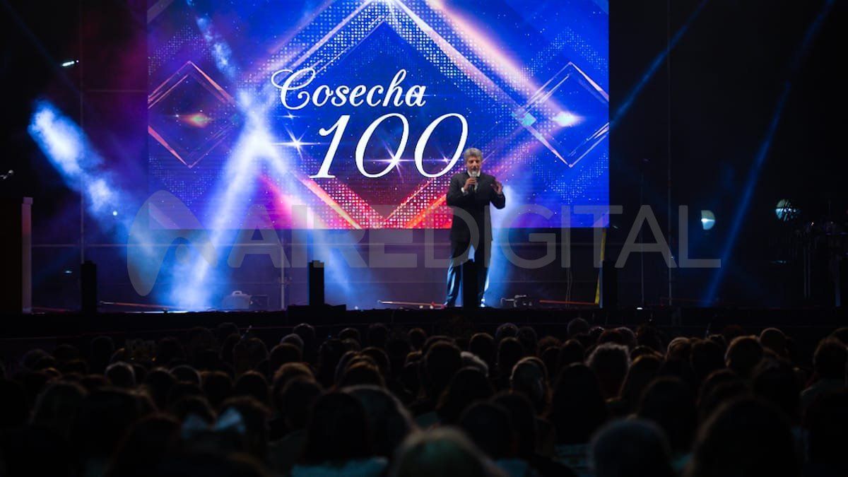 La conducción del evento central de la Fiesta de la Frutilla estuvo a cargo de Luis Mino.&nbsp;