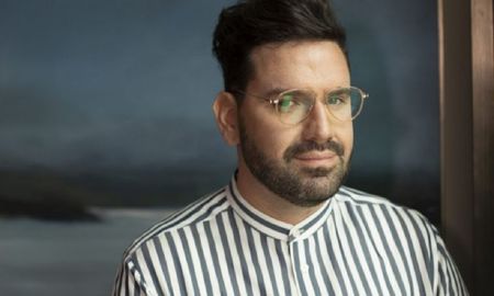 Damián Betular y su impactante historia de vida que lo llevó a Masterchef Celebrity. Damián Betular y su impactante historia de vida que lo llevó a Masterchef Celebrity.