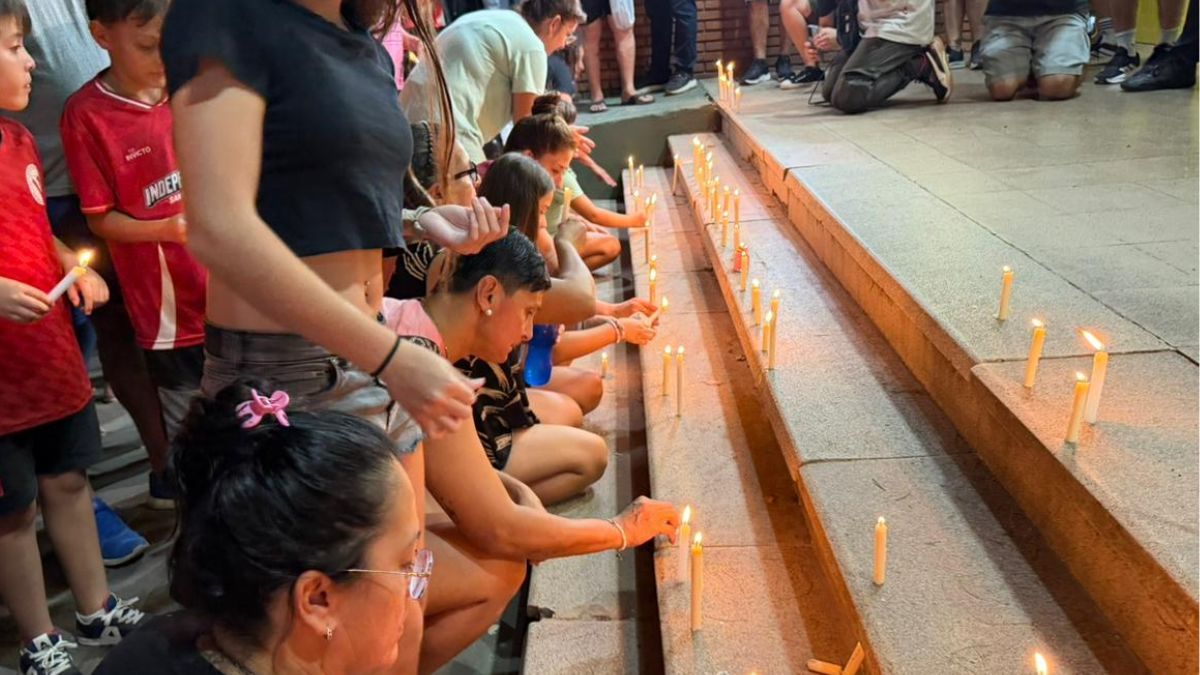 La comunidad educativa y las familias que quedaron destruidas por esta tragedia. &nbsp;