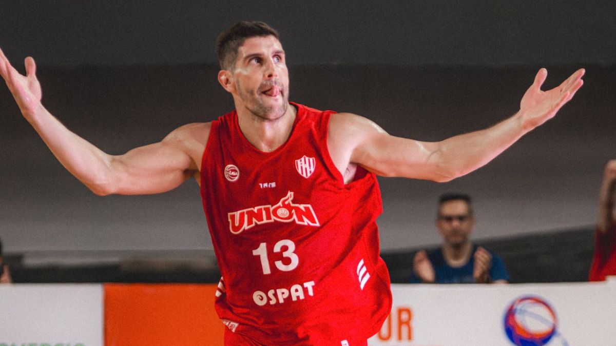 Daniel Hure deberá dejar el básquet de Unión.