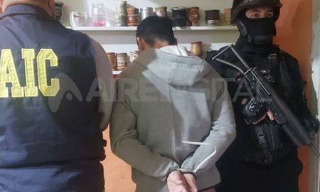 Uno de los detenidos es el dueño de un vehículo que tenía sangre y fue retenido unas horas antes del hallazgo de los cuerpos.&nbsp;