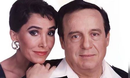 Florinda Meza todavía extraña a su Roberto Gómez Bolaños. Florinda Meza todavía extraña a su Roberto Gómez Bolaños.