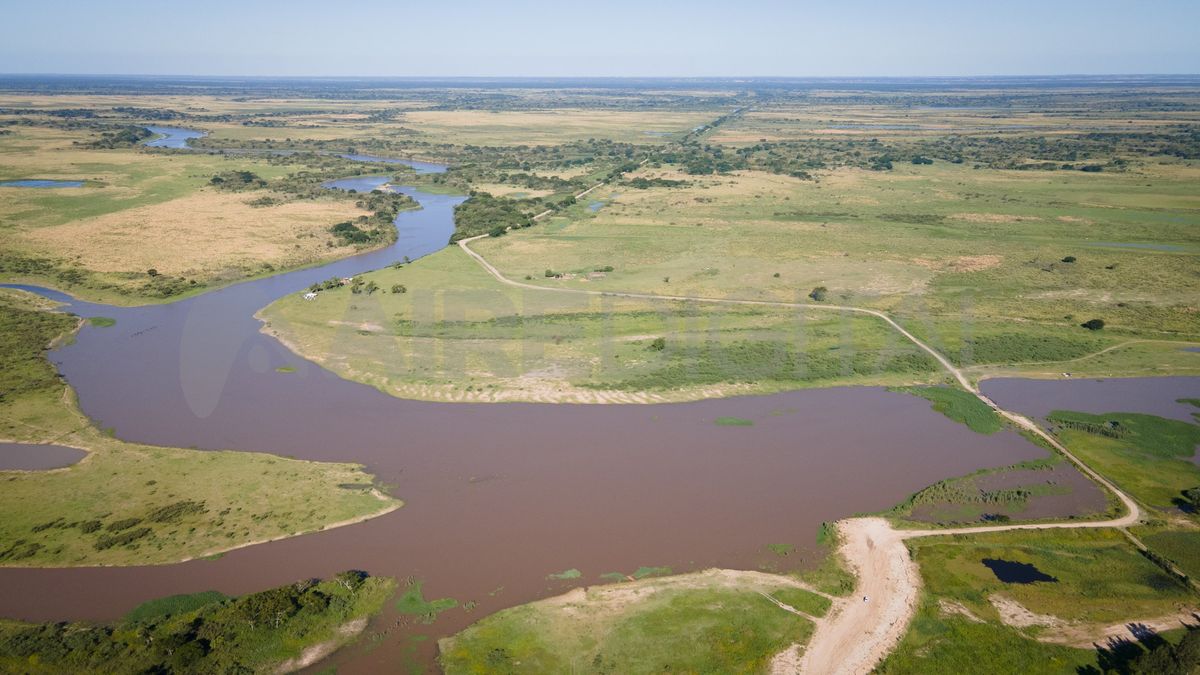 Jaaukanigás, río Paranacito. Jaaukanigás, río Paranacito.