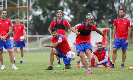 Unión dio a conocer la indumentaria que utilizará en el clásico santafesino. Unión dio a conocer la indumentaria que utilizará en el clásico santafesino.