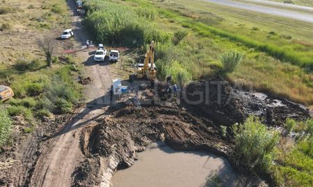 Comenzaron los trabajos de reparación de a cañería del acueducto de Desvío Arijón.&nbsp;