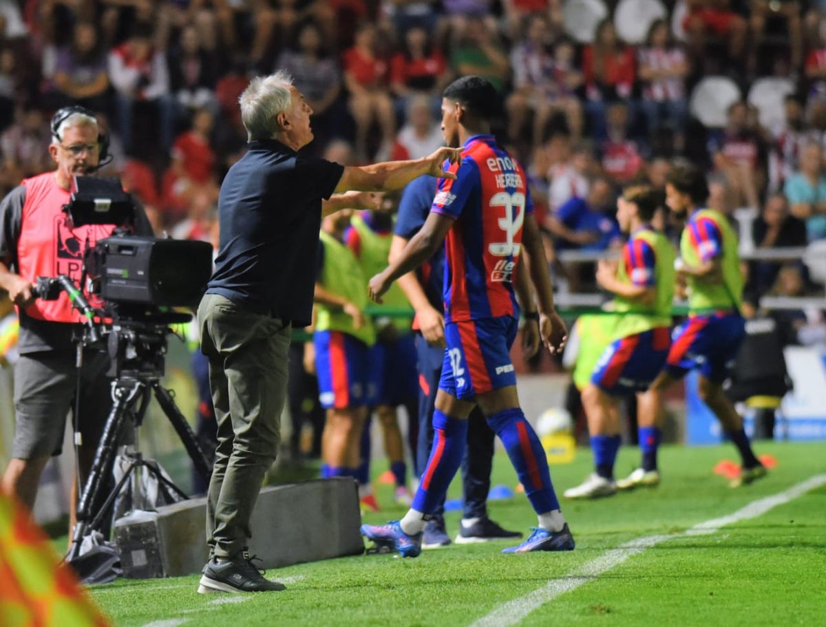 Madel&oacute;n valor&oacute; la actitud del equipo tras el empate sin goles.