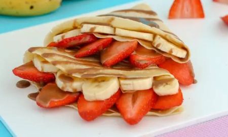 Crepes con frutas, by Maru Botana. Crepes con frutas, by Maru Botana.