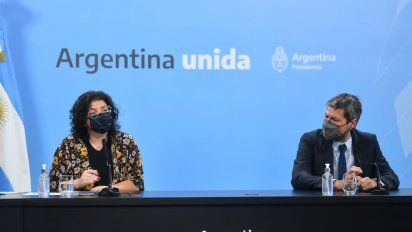 La ministra de Salud Carla Vizzotti y el ministro de Turismo y Deportes Matías Lammens.