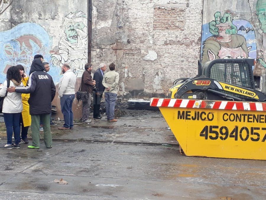 Incendio: el abogado de la firma sostuvo que no los dejaron acercarse al lugar