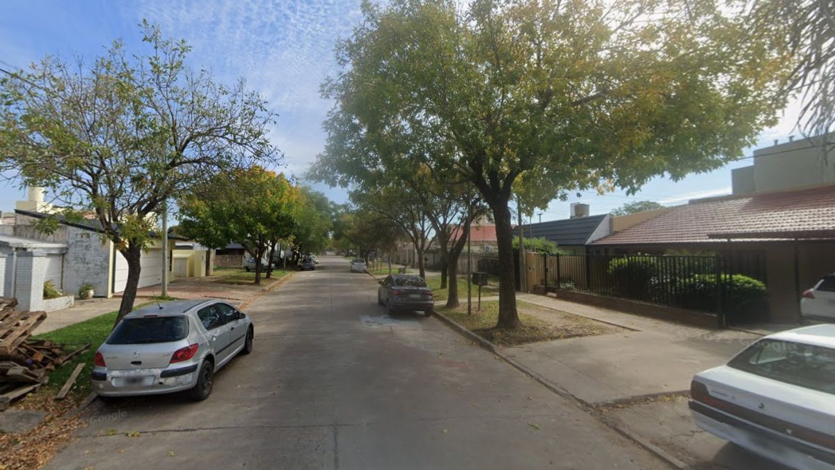 Fue reducido por la policía tras un amplio operativo y trasladado a un centro de salud.