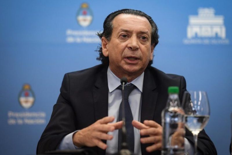 Sica anunció que habrá un bono para los empleados del sector privado y que podría ser de 5 mil pesos