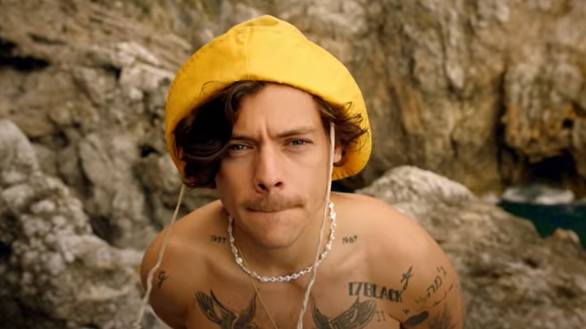 Harry Styles estrena videoclip de Golden