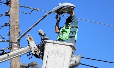Santa Fe: la Municipalidad instala más de 3.500 nuevas luminarias este año Santa Fe: la Municipalidad instala más de 3.500 nuevas luminarias este año