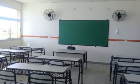 En el IES suspendieron las clases este viernes y realizaron una jornada de reflexión y concientización. En el IES suspendieron las clases este viernes y realizaron una jornada de reflexión y concientización.