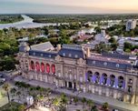 En términos prácticos, una mejora de la nota crediticia representa un aval sobre la capacidad de pago de la provincia.