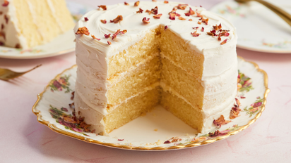 Cómo hacer buttercream para decorar tortas y cupcakes