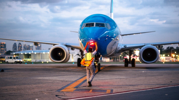 La medida de fuerza de ATEPSA tiene carácter federal, lo que significa que el retraso de un despegue en el Aeroparque Jorge Newbery puede afectar la operatividad en el resto de las provincias.