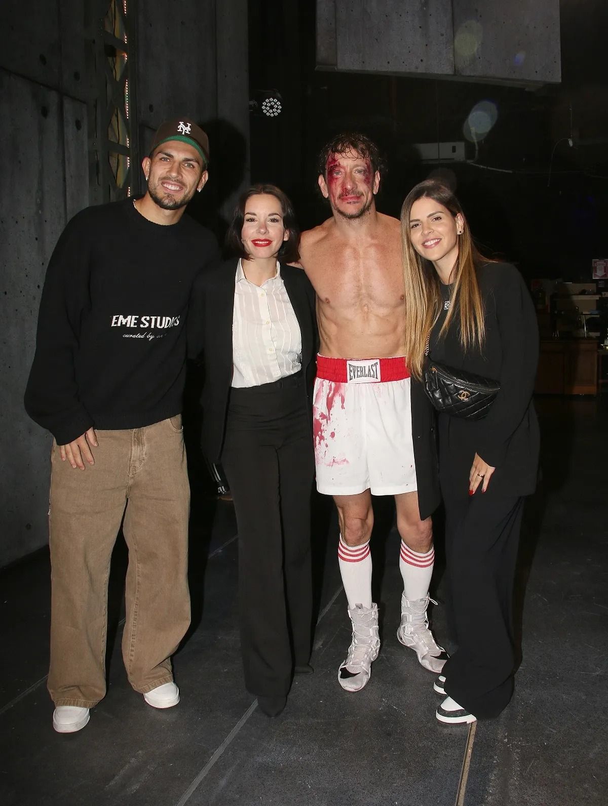Leandro Paredes se mostró con su pareja en la obra de teatro de Nico Vázquez. Leandro Paredes se mostró con su pareja en la obra de teatro de Nico Vázquez.