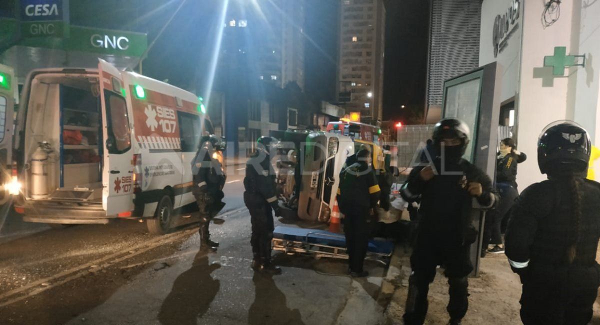 Accidente de tr&aacute;nsito en&nbsp;Rivadavia y Obispo Gelabert.&nbsp;