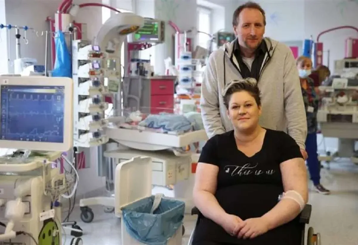 Dominika dio a luz a cinco bebés en un hospital de Cracovia, Polonia.