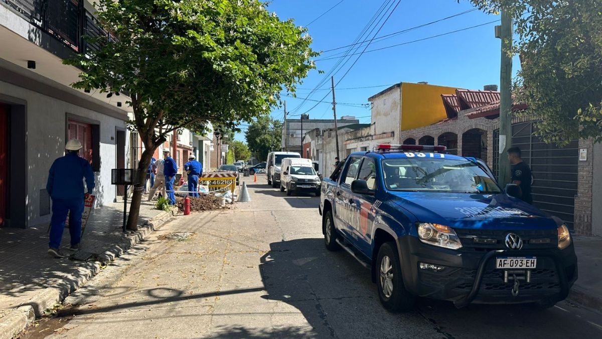 De acuerdo a lo recabado por el Móvil de AIRE, no fue necesario evacuar a personas, ya que se trató de una casa en construcción y no se registraron riesgos inmediatos para las viviendas linderas. De acuerdo a lo recabado por el Móvil de AIRE, no fue necesario evacuar a personas, ya que se trató de una casa en construcción y no se registraron riesgos inmediatos para las viviendas linderas.