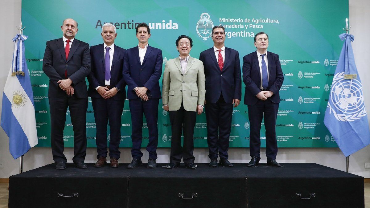 El gobernador de Santa Fe participó de la presentación junto a funcionarios nacionales.&nbsp;