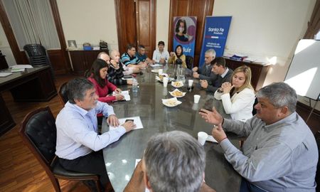 Festram avanzó en el pedido de un nuevo acuerdo salarial con aumentos para julio, agostro y septiembre. Festram avanzó en el pedido de un nuevo acuerdo salarial con aumentos para julio, agostro y septiembre.