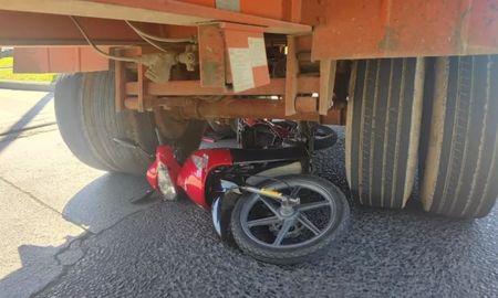 El accidente ocurrió en la ciudad de La Plata. El accidente ocurrió en la ciudad de La Plata.