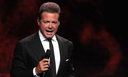 luis miguel: sus secretos seran revelados en libro biografico luis miguel: sus secretos seran revelados en libro biografico