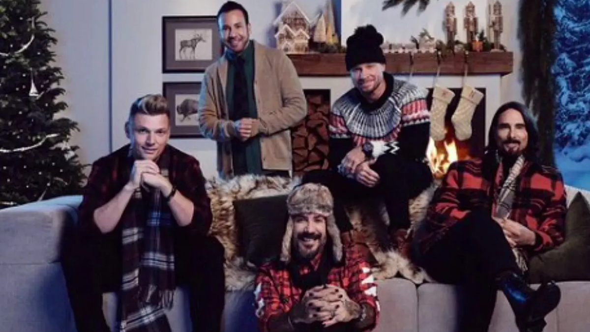 Los Backstreet Boys lanzaron el álbum navideño “A Very Backstreet Christmas”.