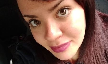 Daiana Barrios era policía y falleció en un operativo por coronavirus en Villa Azul. Falleció tras padecer los síntomas del virus. Daiana Barrios era policía y falleció en un operativo por coronavirus en Villa Azul. Falleció tras padecer los síntomas del virus.