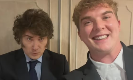 Hayden Davis y Javier Milei, antes de que estallara el escándalo por el Caso Libra. Hayden Davis y Javier Milei, antes de que estallara el escándalo por el Caso Libra.